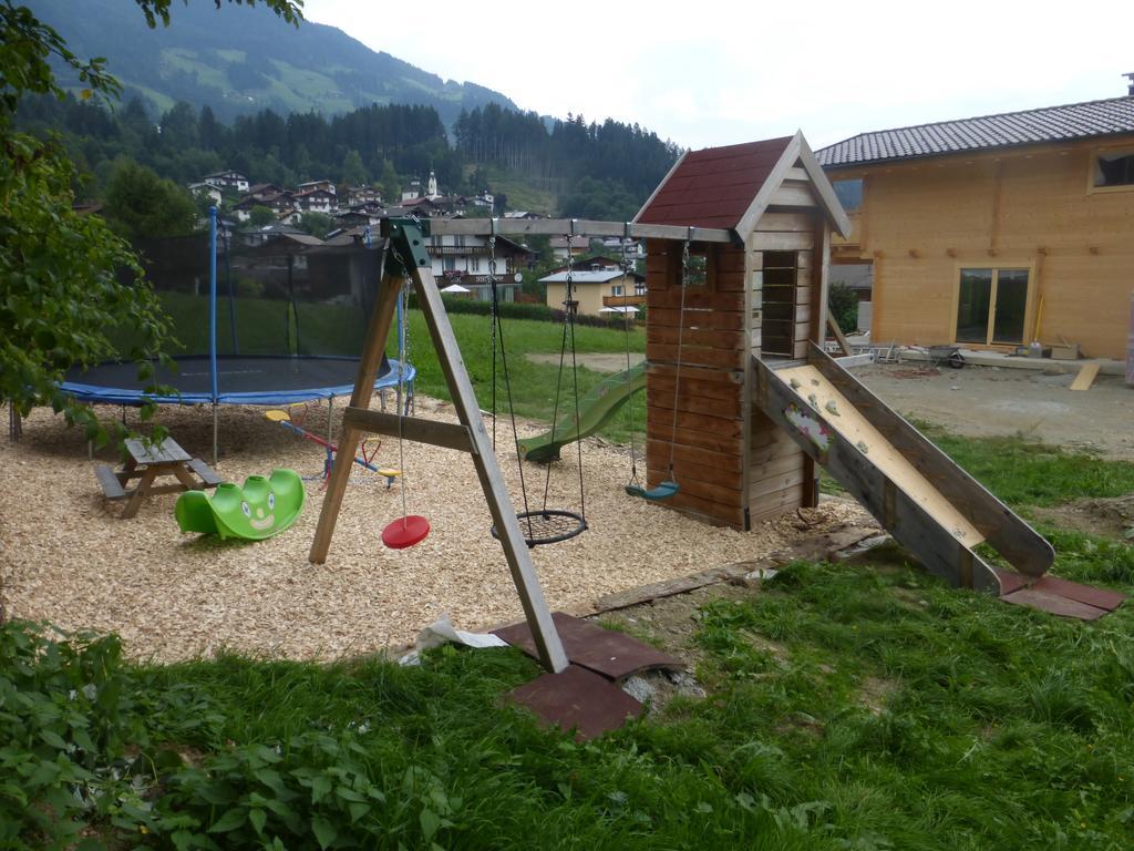 Ferienwohnung Zillertal - Schwemberger フューゲン 部屋 写真