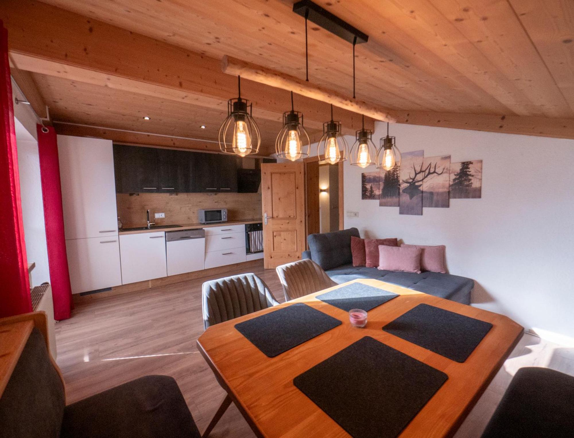 Ferienwohnung Zillertal - Schwemberger フューゲン エクステリア 写真